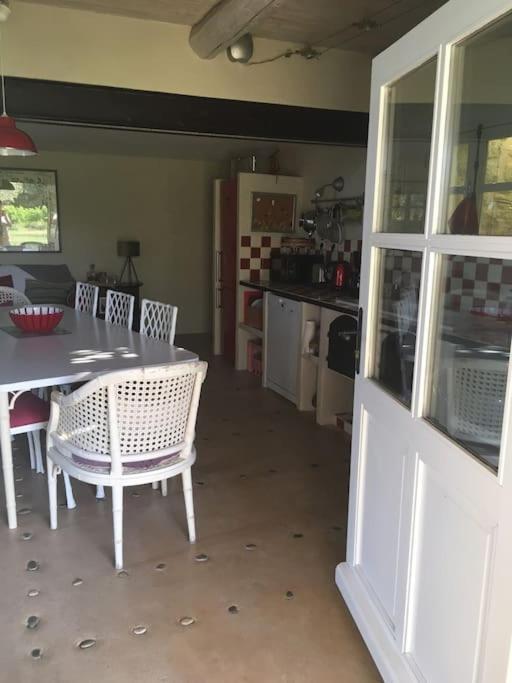 Des Amis Domaine De Mas Caron Holiday home Caromb
