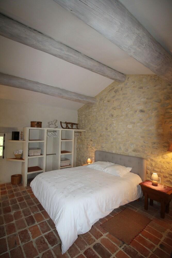 Des Amis Domaine De Mas Caron Ferienhaus Caromb